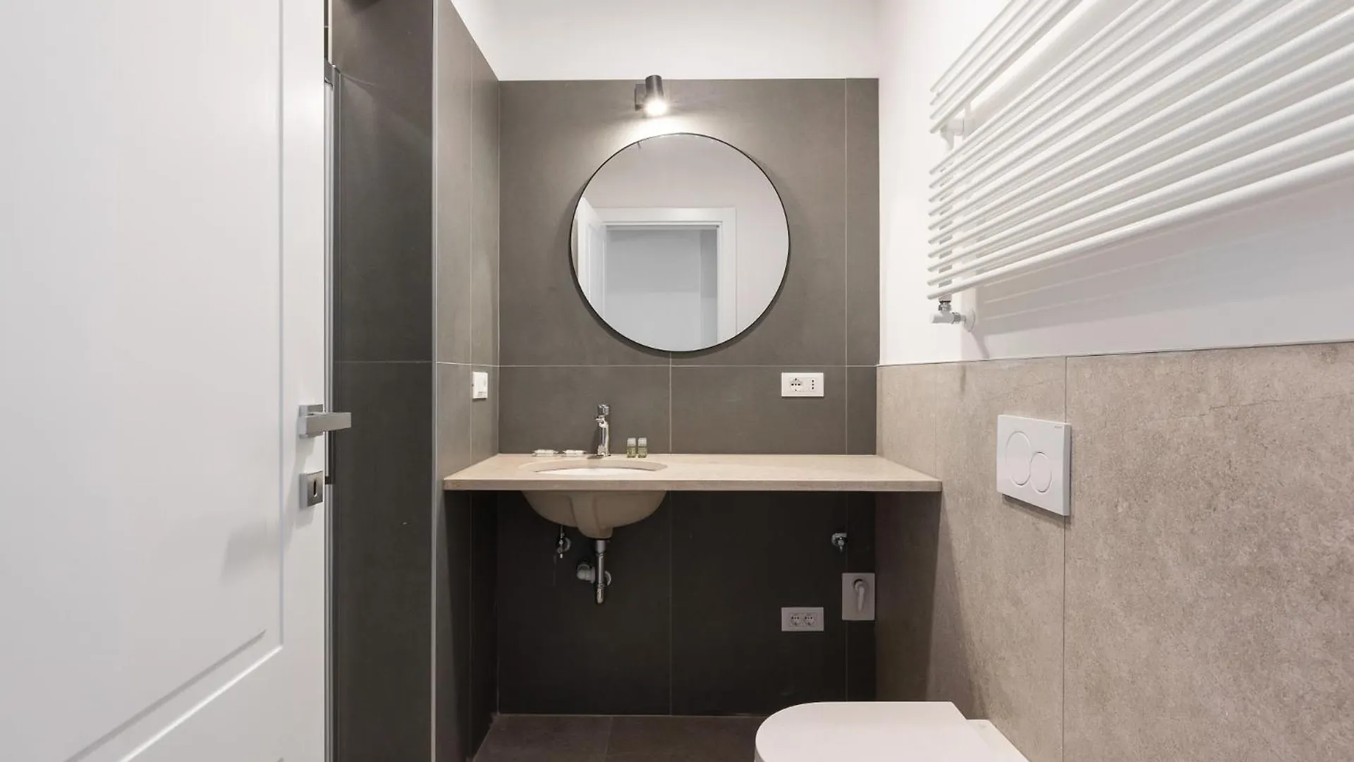 Apartamento Le Dodici Porte - Porta Saragozza 12 By Bologna District