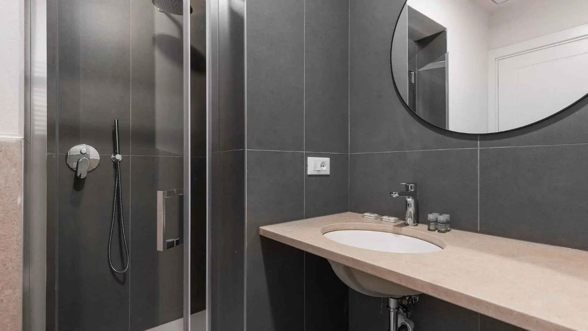 Le Dodici Porte - Porta Saragozza 12 By Bologna District Apartamento